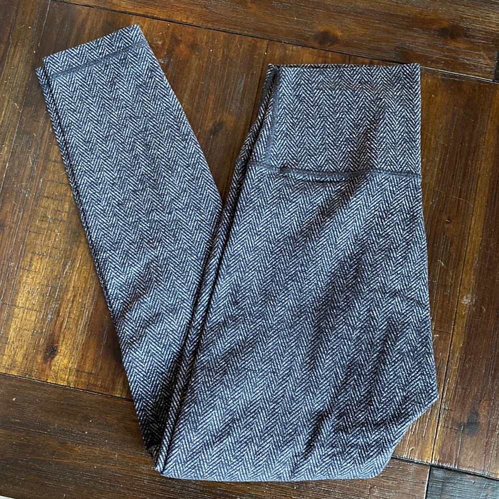 Lululemon textured full length leggings (wonder under?)